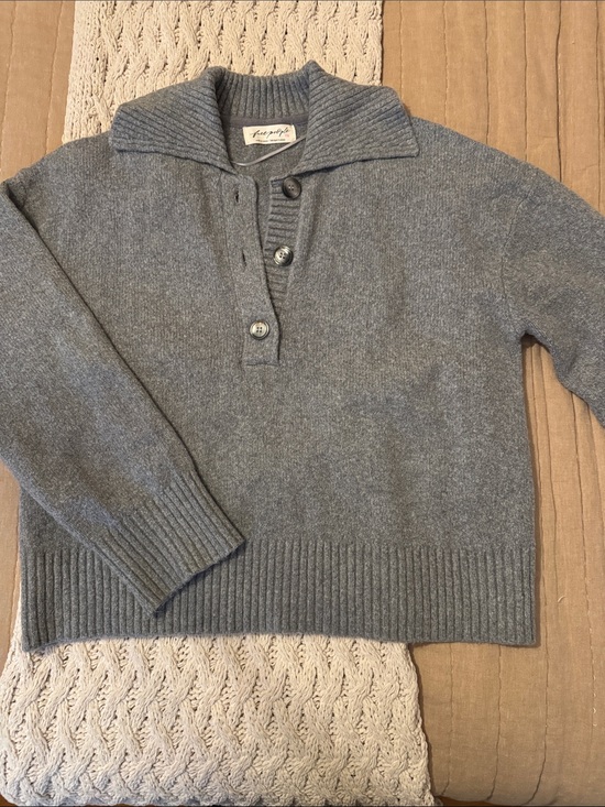 Free People Sweaters - NWOT Free People Gray Shawl-Collar Button Sweater